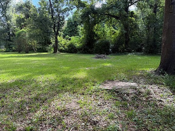 5th image of 26644 Carol Ln