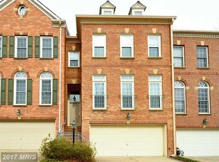 9910 Trosby Ct, Vienna, VA 22181