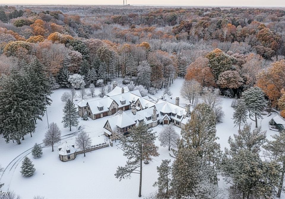 1st image of 7265 Markell Rd