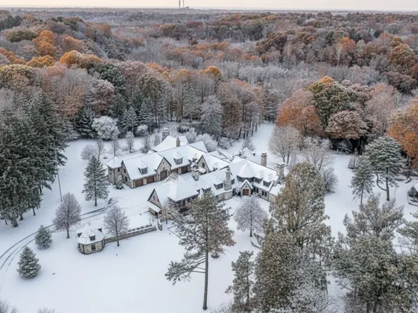 7265 Markell Rd, Waite Hill, OH 44094