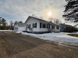 16 Lagrange Rd, Howland, ME 04448