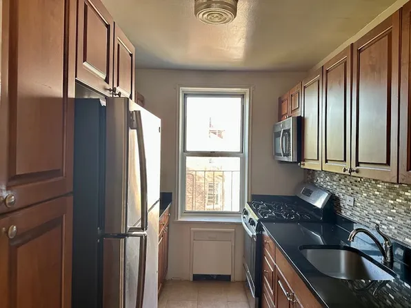 7281 113th St APT 7Z, Flushing, NY 11375