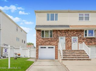 156 McArthur Ave, Staten Island, NY 10312