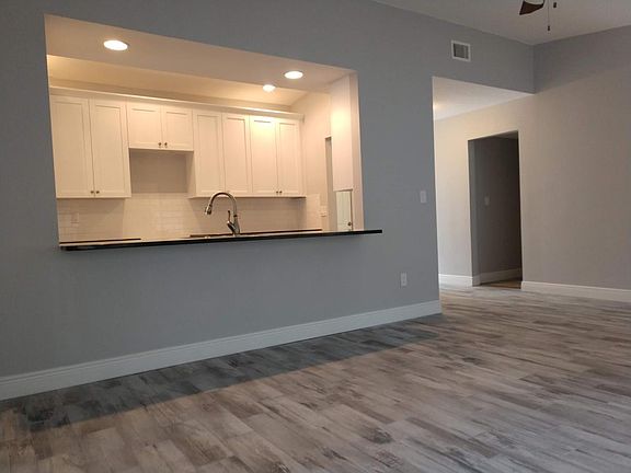 4th image of 516 Courtney Dr