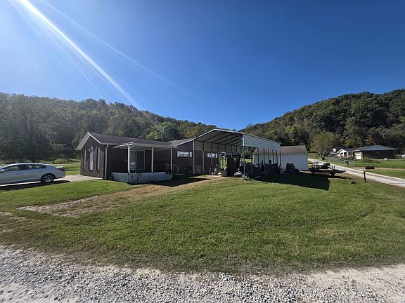 4th image of 4954 Lynn Creek Rd