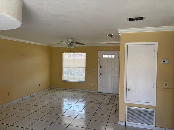5th image of 2339 Caborn St