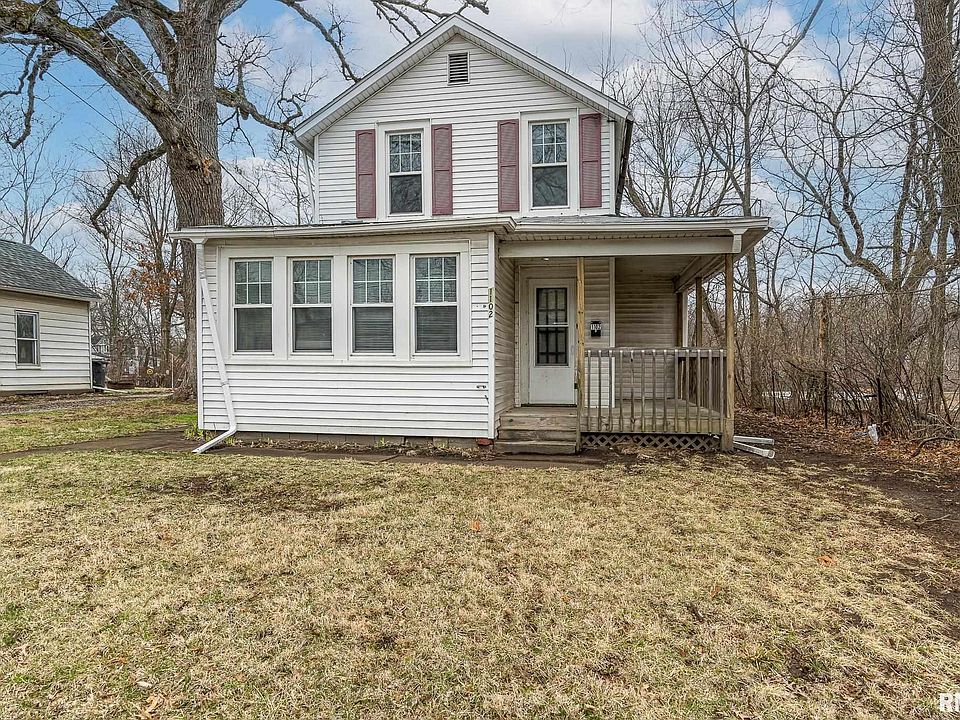 1102 26th St, Rock Island, IL 61201 | Zillow