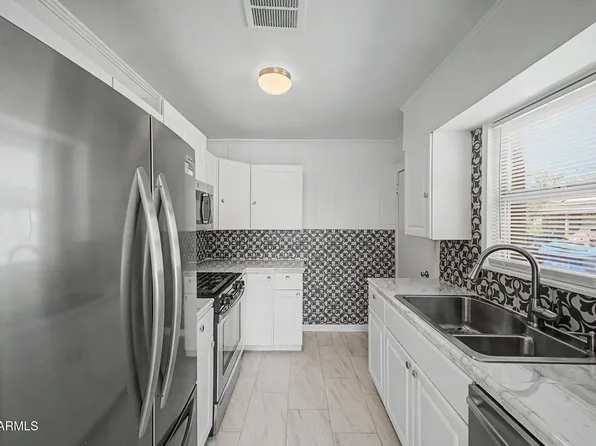 1904 E HARVARD Street, Phoenix, AZ 85006