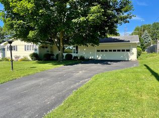 534 Ridgewood Ave, Urbana, OH 43078