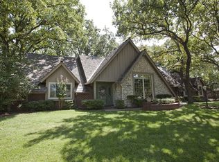 6935 S Delaware Pl, Tulsa, OK 74136