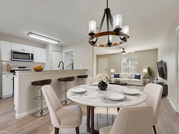 2215 Busch Dr, Arlington, TX 76014