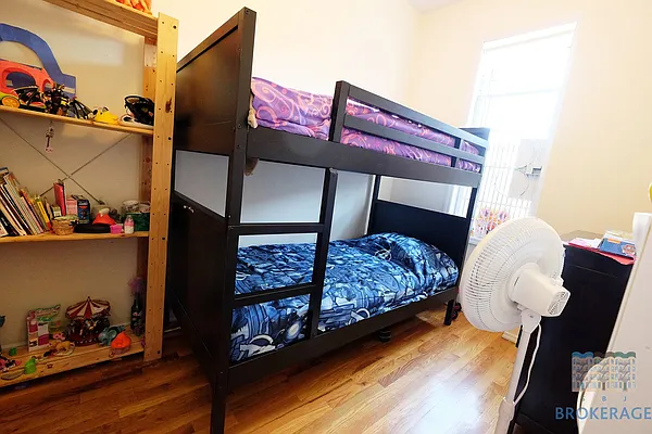 Rented by SBJ Brokerage, LLC | media 40