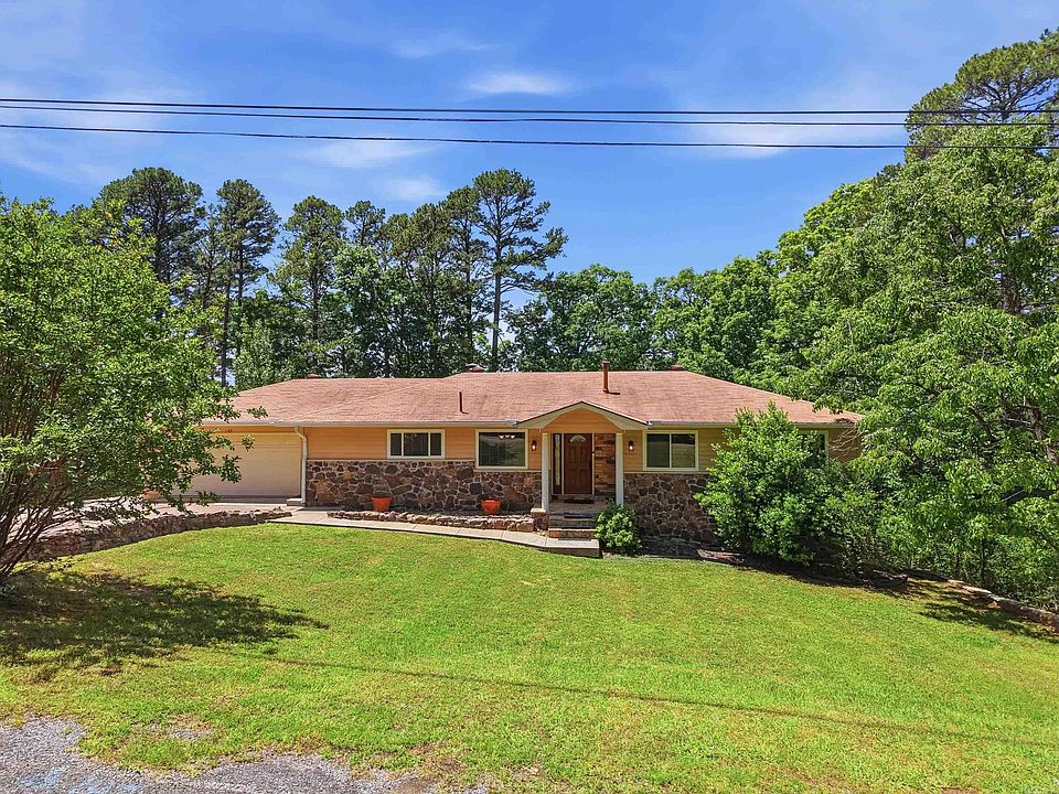 1st image of 107 Hillside Dr