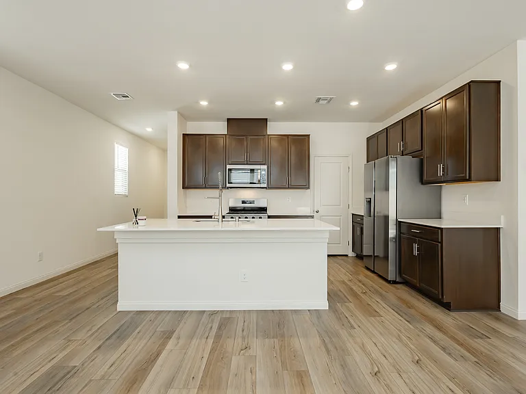 9108 Vesey Ave — Photo 9