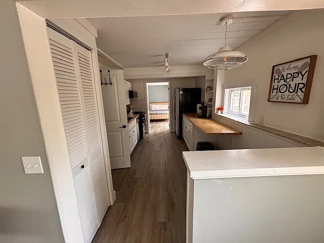 1 bed, 1000 sqft, $1,450 — Photo 3
