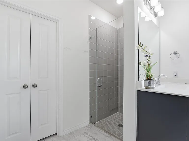 509 Cedarwood St — Photo 31
