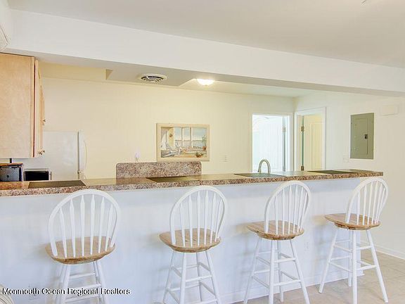 5th image of 1488 Ocean Ave Unit 16