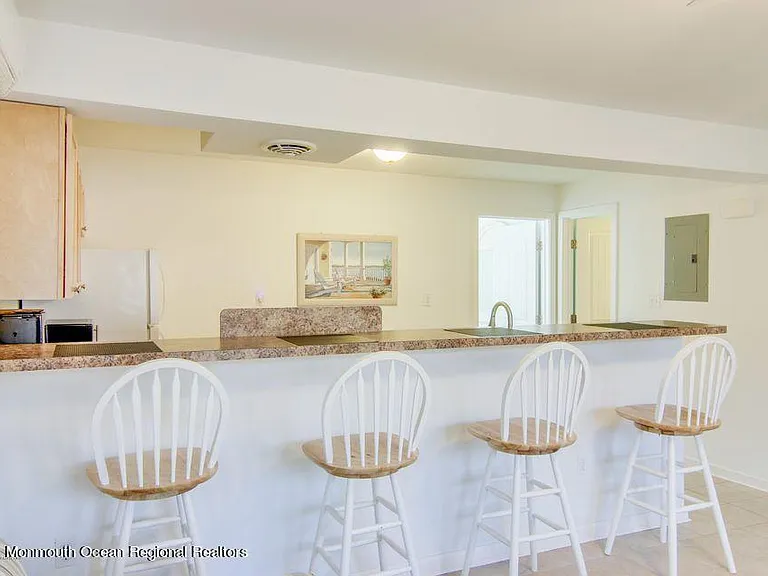 1488 Ocean Ave #16 — Photo 5