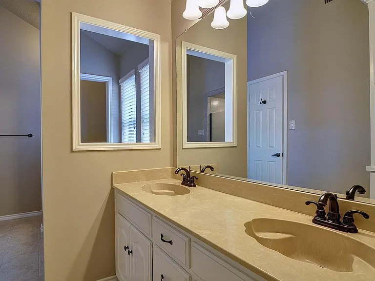 316 Bremen Dr — Photo 16