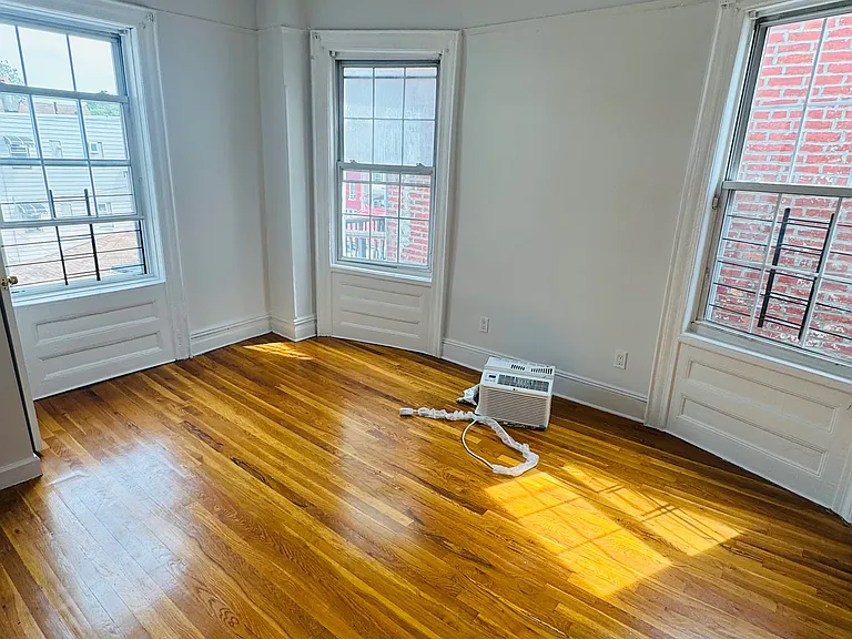 2524 Maclay Ave #3 — Photo 7