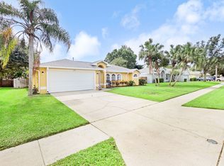 678 Sheridan Woods Dr, West Melbourne, FL 32904