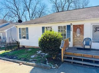 328 Roosevelt Cir NE, Marietta, GA 30060