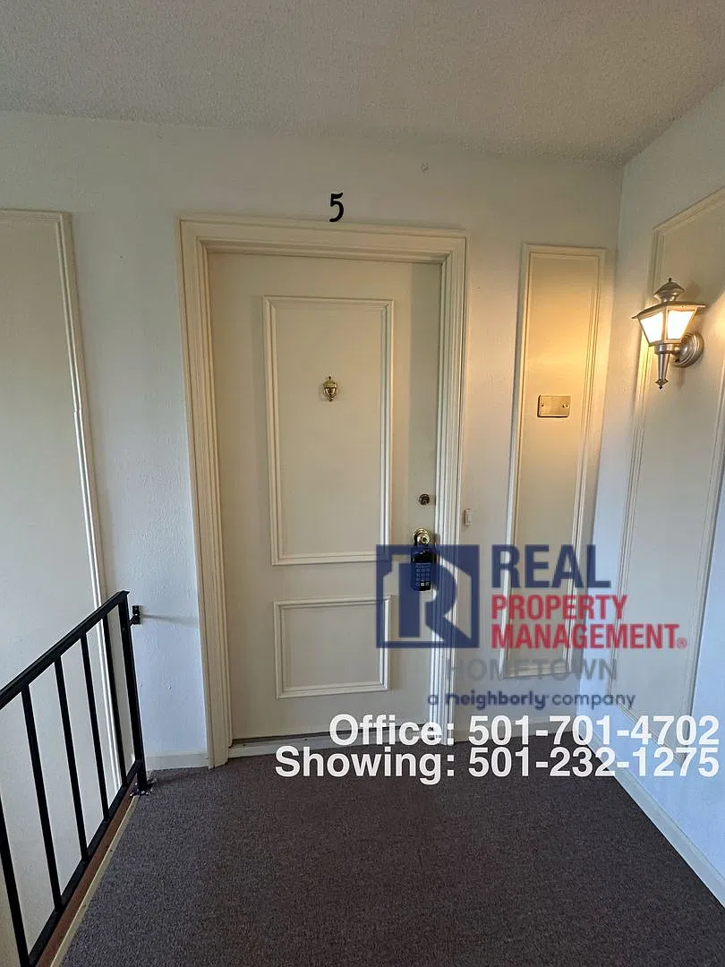 For rent : 2 Bed 2 bath apartment with amazing balcony view! — Photo 2