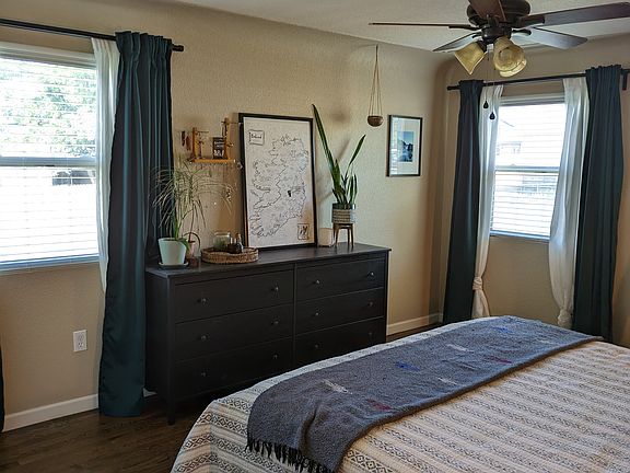 Upstairs master bedroom w/ king sized bed
