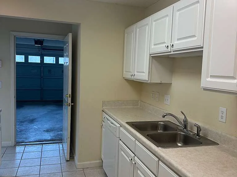 11230 Centway Park Dr #103 — Photo 10