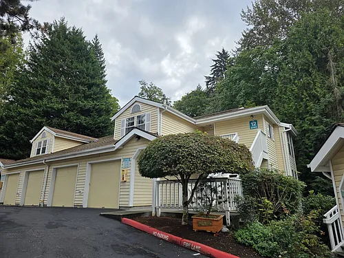 2740 118th Ave SE #302 Photo 1