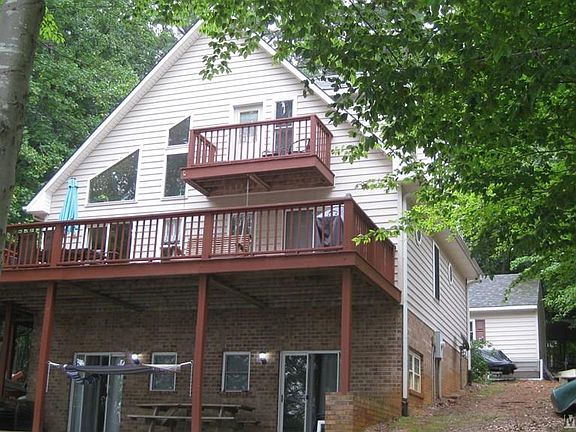 3rd image of 189 Plantation Dr