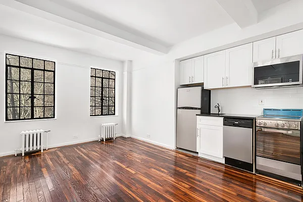 Rented by Compass | media 2
