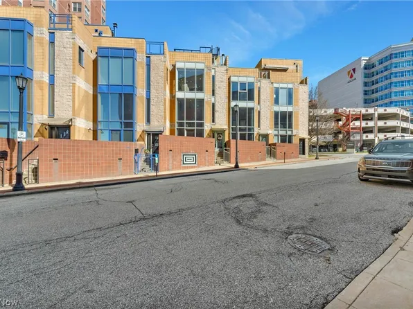 1407 W 10th St, Cleveland, OH 44113