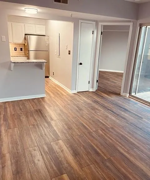 900 19th Ave S #102 — Photo 1