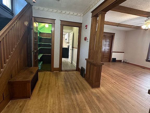2nd image of 1605 11th Ave #1