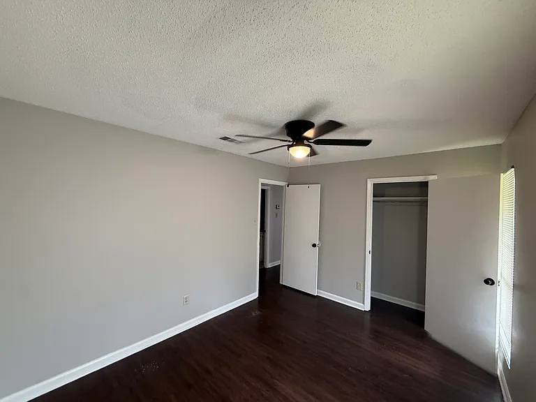 480 Elmfield Cv — Photo 9