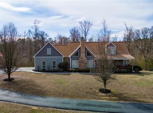 749 Pleasant Valley Rd SE, Fairmount, GA 30139