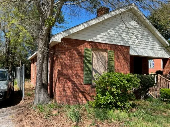 339 N Gray Street, Millen, GA 30442