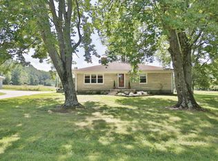 2601 Fey Farm Dr, Louisville, KY 40272