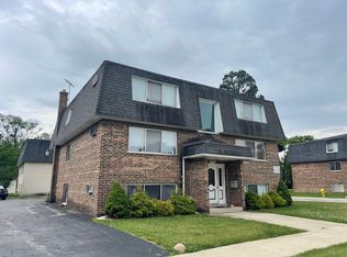 7031 170th St #GE, Tinley Park, IL 60477