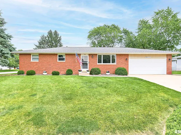 1728 S Maple Grove Ave, Morton, IL 61550