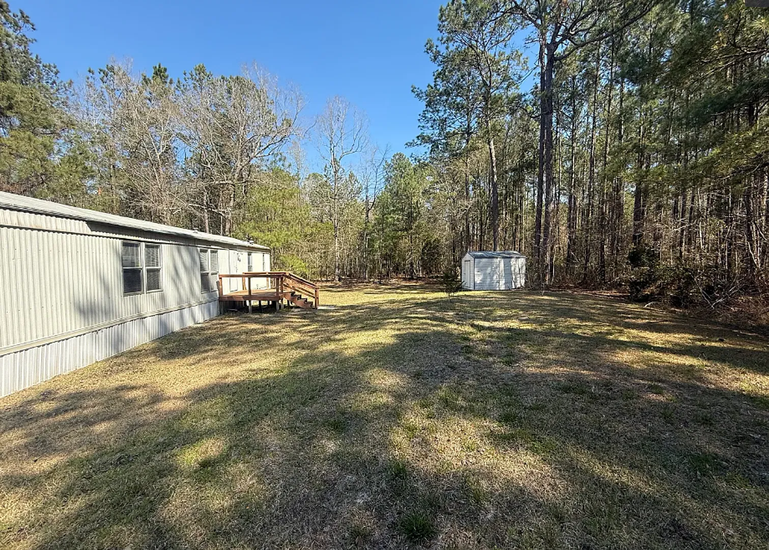 Charming Country Living 3BR, 2BA Home with Acreage — Photo 1
