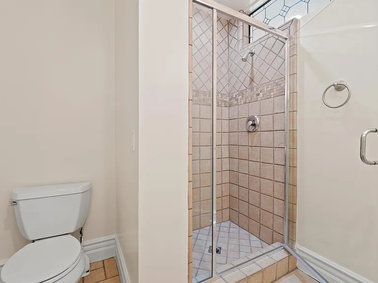 10364 Almayo Ave #201 — Photo 29