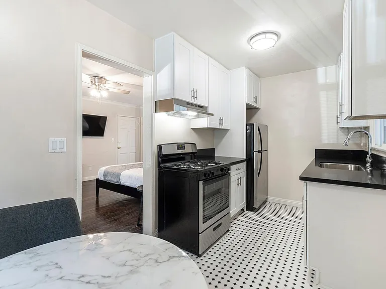 THE NORM @ 750 Normandie Ave — Photo 19