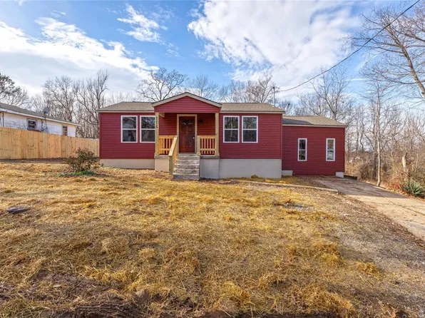 114 Preston St, Crocker, MO 65452