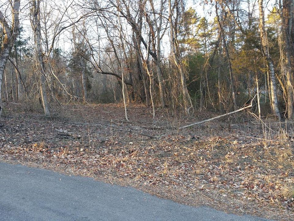 2nd image of 0 W Emory Rd Lot 3