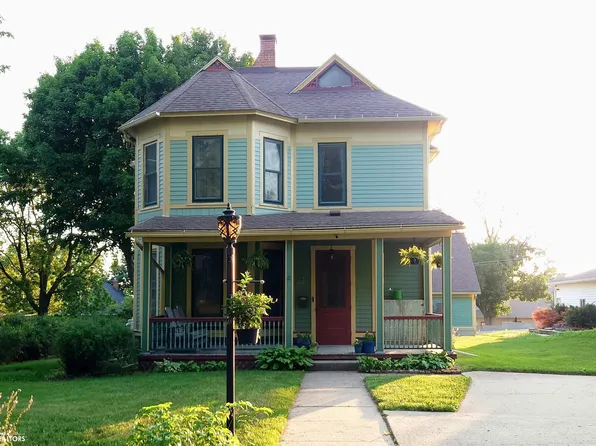209 1st Ave, Audubon, IA 50025