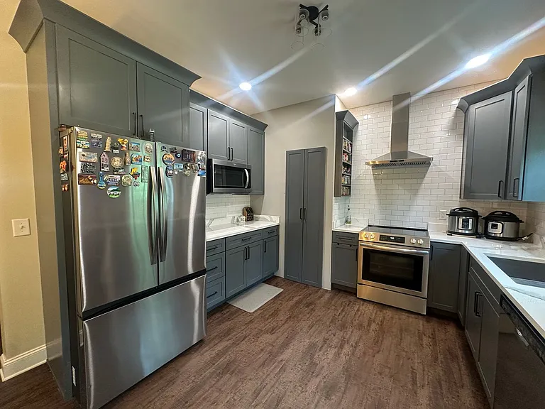 32 Sarjon Cir — Photo 8