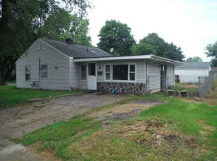 285 N 11th Ave, Canton, IL 61520