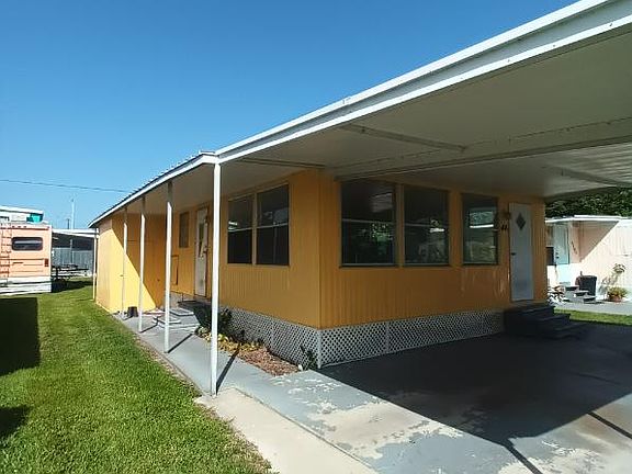 3rd image of 1064 N Tamiami Trl #44B